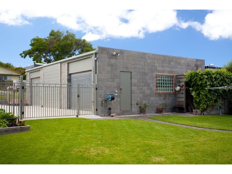 19 HAGELTHORN STREET, Wonthaggi VIC 3995