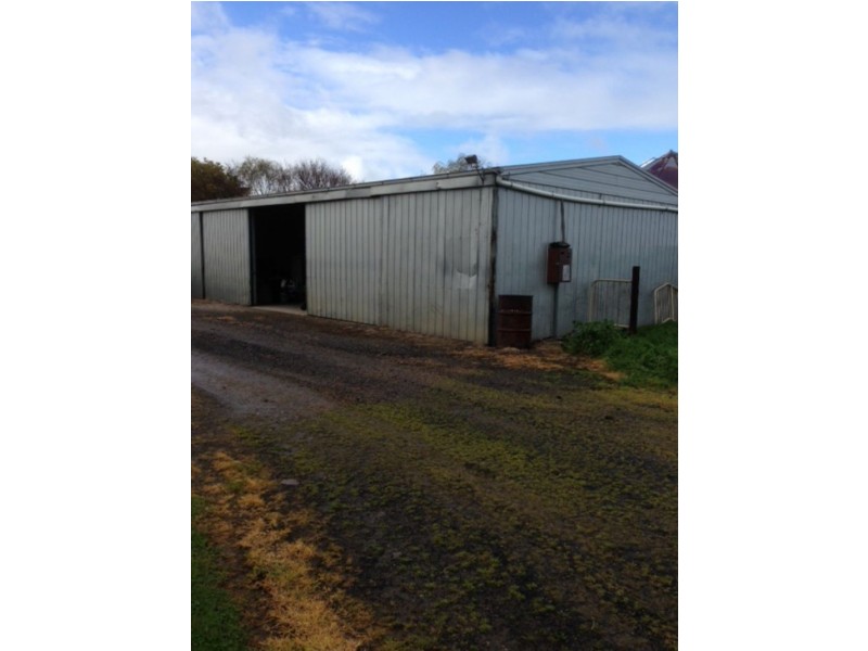 390 OUTTRIM – INVERLOCH ROAD, Outtrim VIC 3951