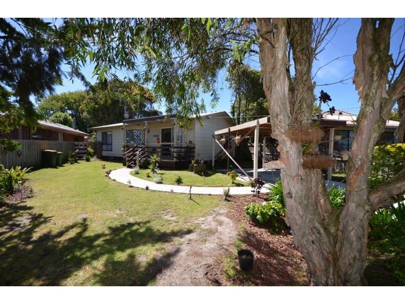 18 WALLACE STREET, Wonthaggi VIC 3995