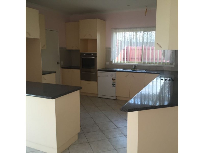 2/48 OXFORD WAY, Wonthaggi VIC 3995