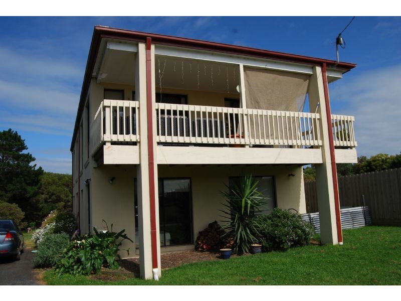 8 SEAVIEW CRES, Kilcunda VIC 3995