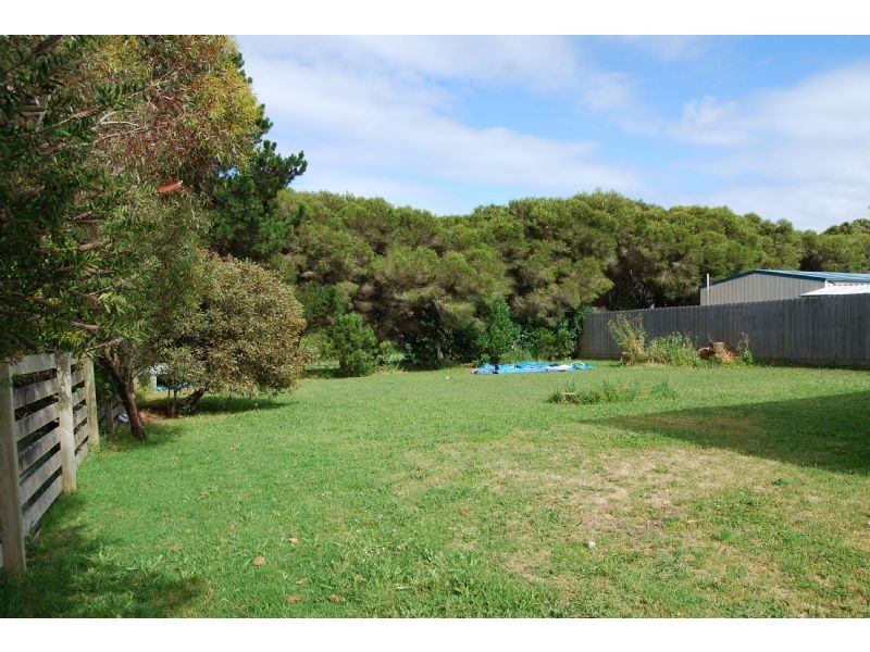 8 SEAVIEW CRES, Kilcunda VIC 3995