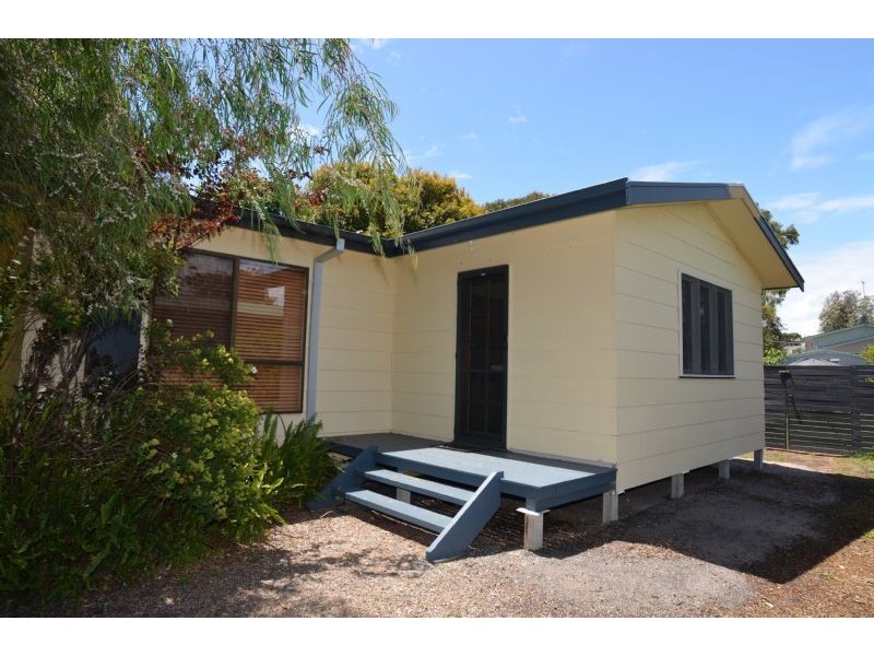 24 Seabreeze Pde, Cape Paterson VIC 3995