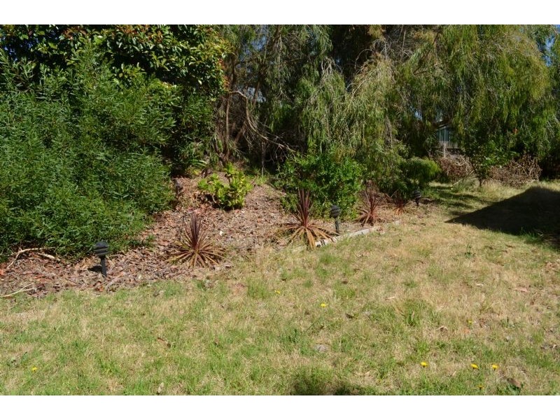 18 Spray St, Cape Paterson VIC 3995