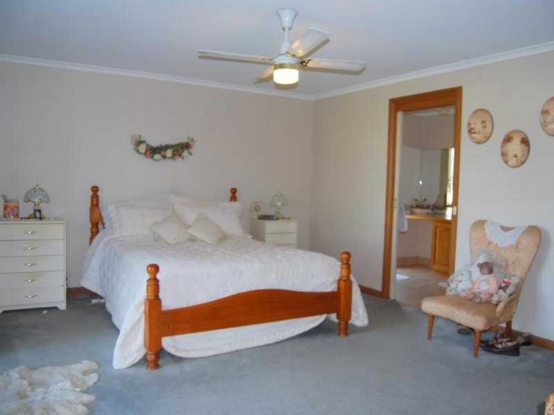 260 SOLDIERS ROAD, Bass VIC 3991