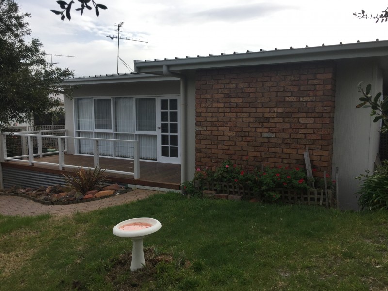 3 Seabreeze Pde, Cape Paterson VIC 3995