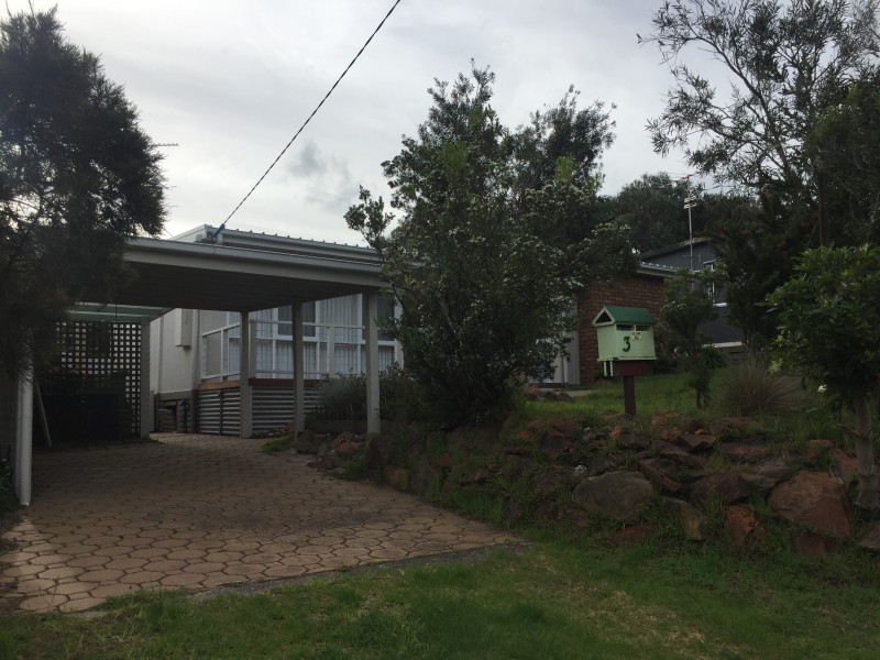 3 Seabreeze Pde, Cape Paterson VIC 3995