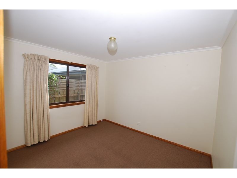 8 HENRY STREET WEST, Wonthaggi VIC 3995