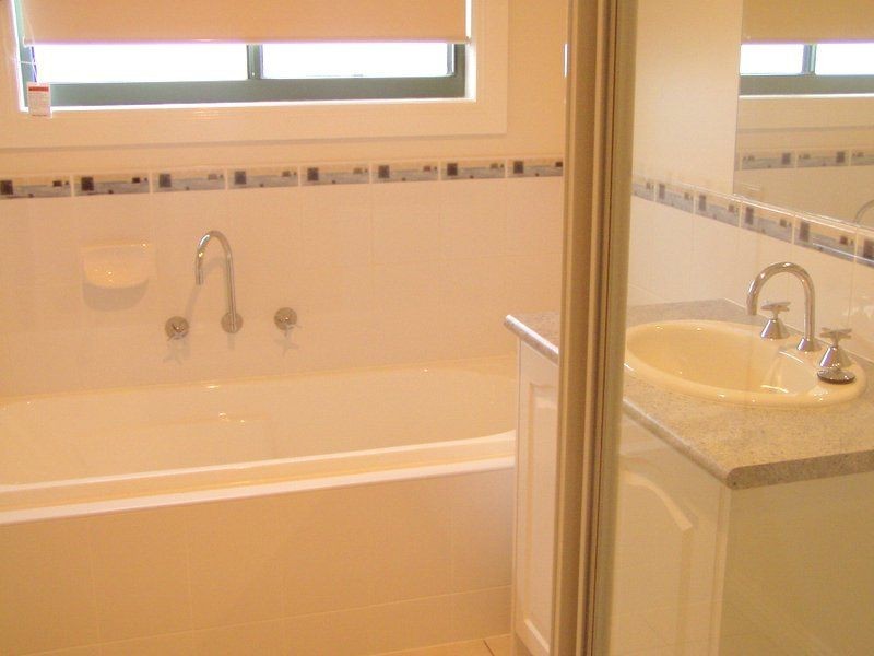 3/9 MERRIN CRESCENT, Wonthaggi VIC 3995