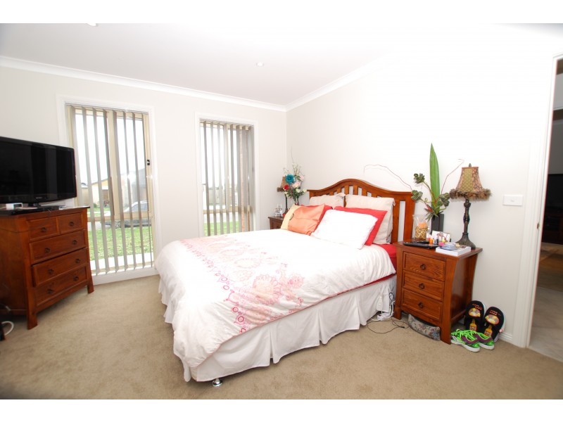 18 BRYDEN DVE, Wonthaggi VIC 3995