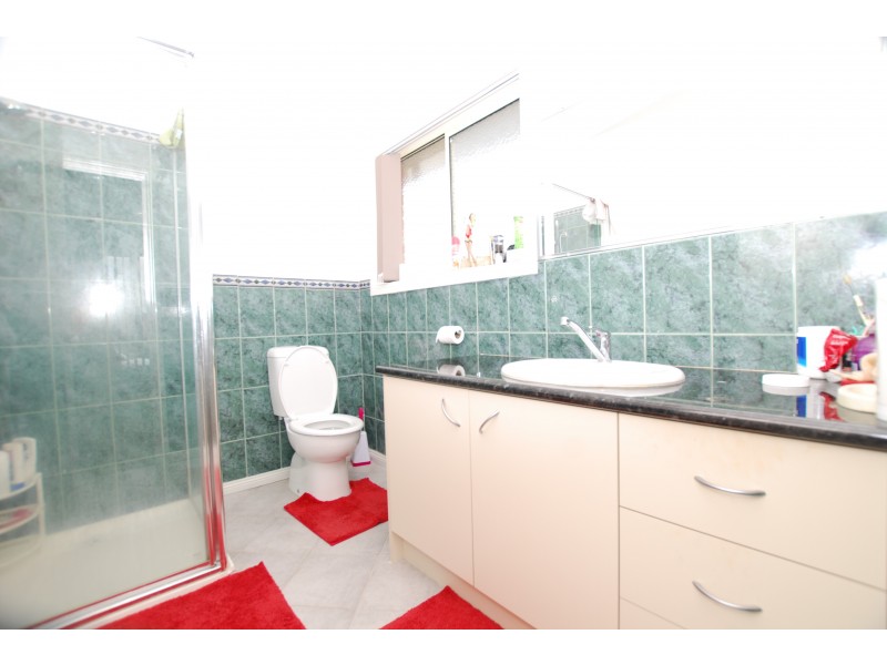 18 BRYDEN DVE, Wonthaggi VIC 3995