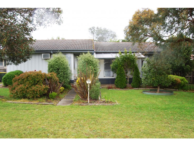2 ELIZABETH STREET, Wonthaggi VIC 3995