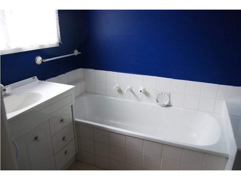 2 ELIZABETH STREET, Wonthaggi VIC 3995