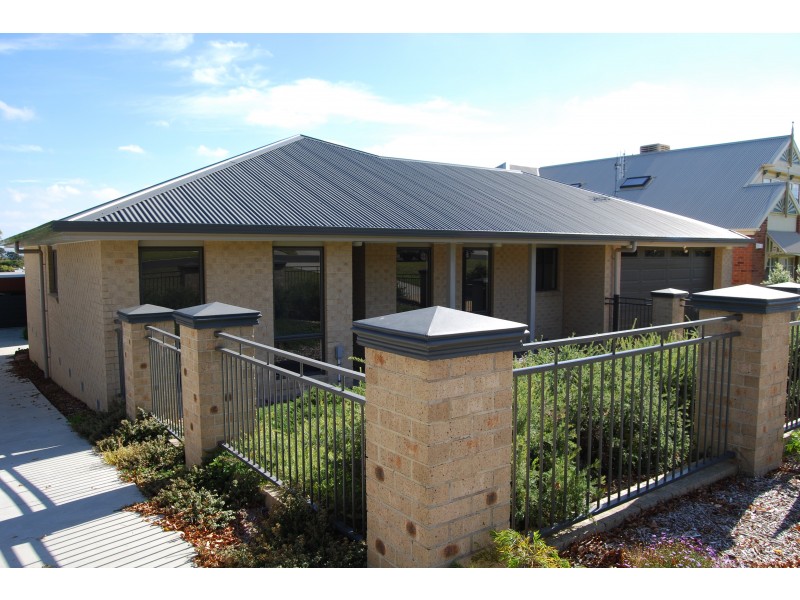 1/18 HAGELTHORN STREET, Wonthaggi VIC 3995