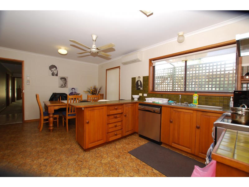 11 GRIFFITH STREET, Wonthaggi VIC 3995