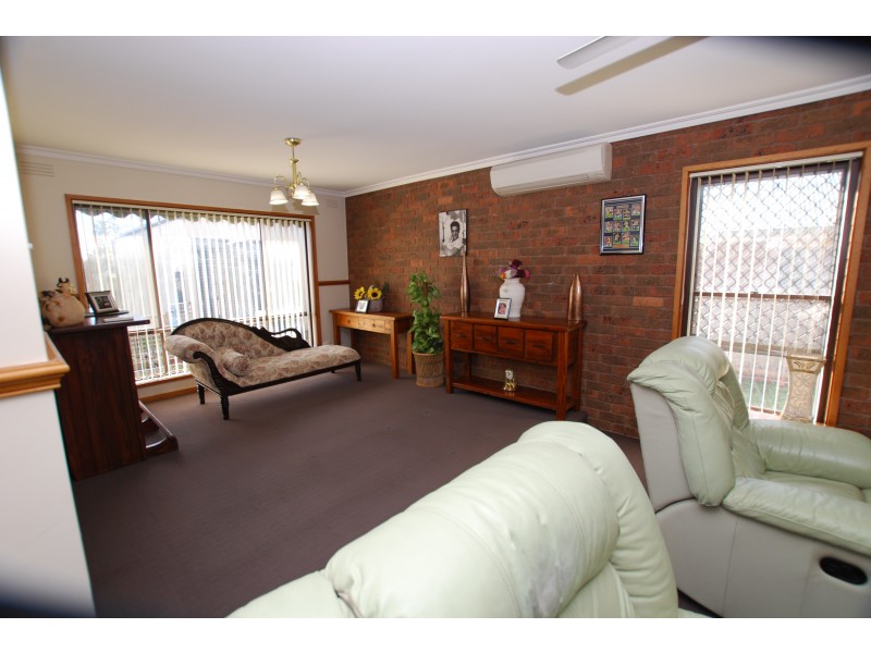 11 GRIFFITH STREET, Wonthaggi VIC 3995