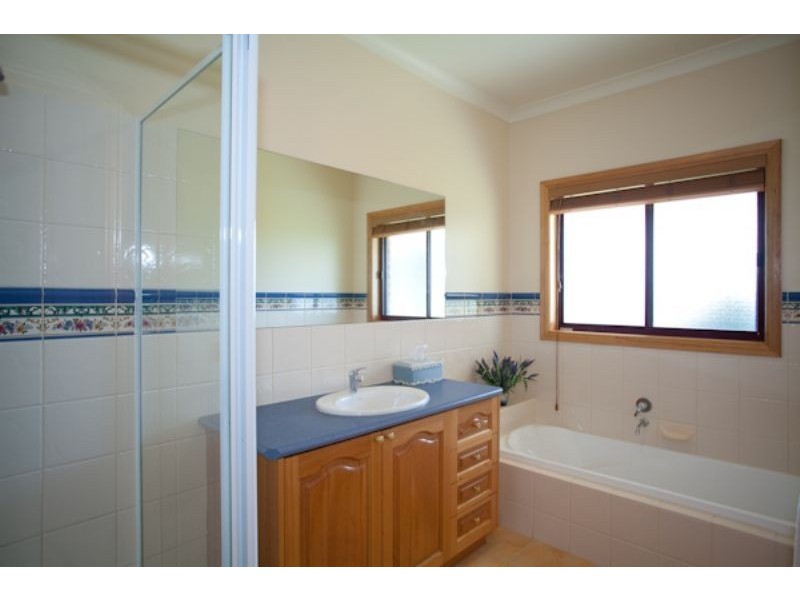 29 SHANDLEY ST, Wonthaggi VIC 3995