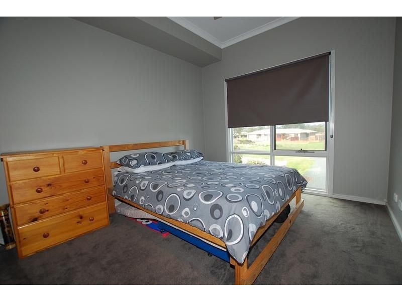 120 BROOME CRESCENT, Wonthaggi VIC 3995