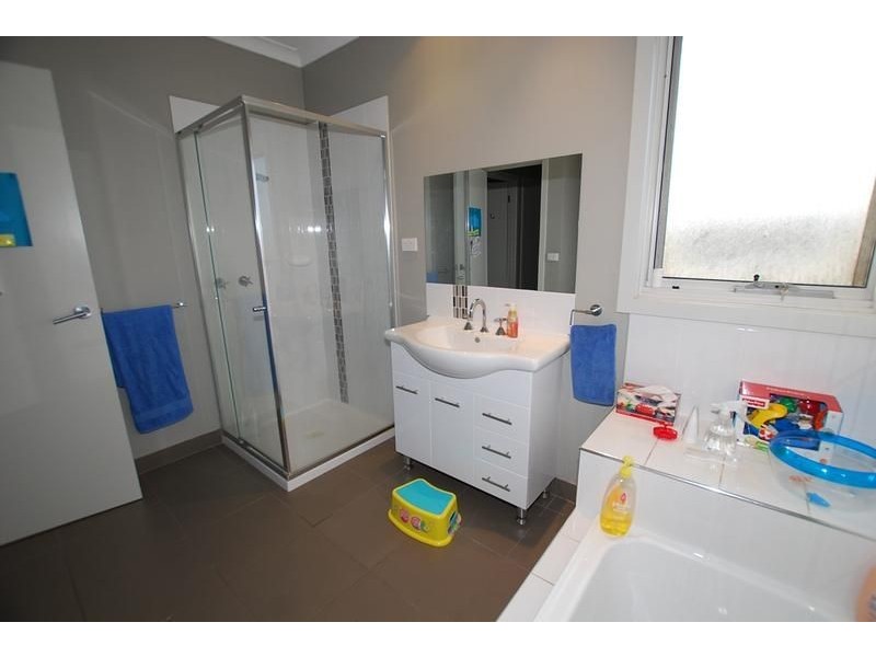 120 BROOME CRESCENT, Wonthaggi VIC 3995