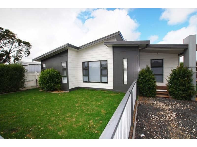 9 LEWIS AVENUE, Wonthaggi VIC 3995