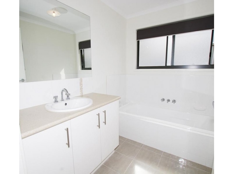 9 LEWIS AVENUE, Wonthaggi VIC 3995