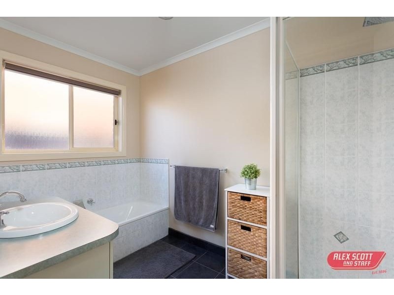 32 ANCHOR PDE, Cape Paterson VIC 3995
