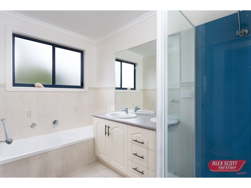 4 BONWICK COURT, Kilcunda VIC 3995