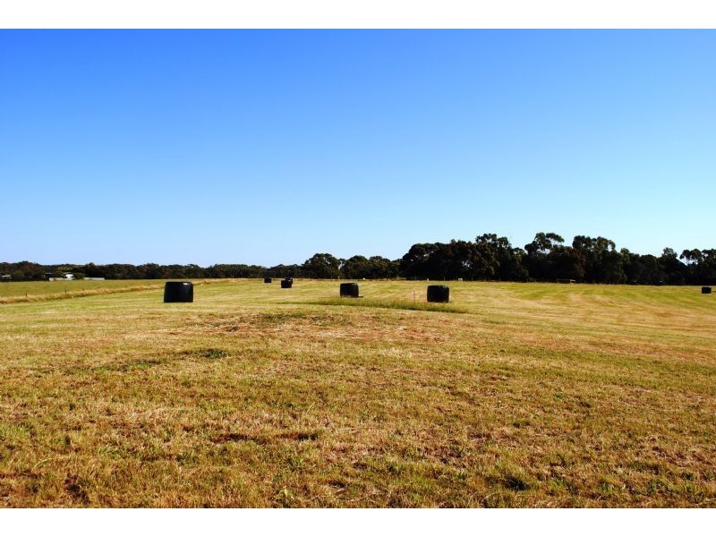 34B LOT 2 LEGGETTS LANE, Inverloch VIC 3996