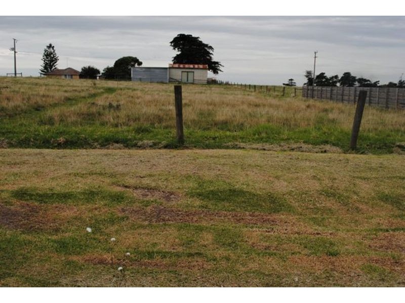 25 WALKER ST, Dalyston VIC 3992