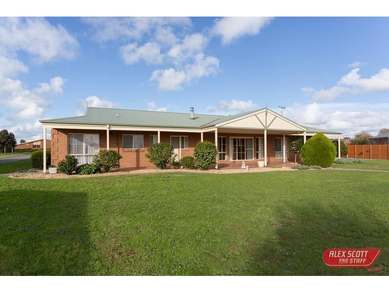 2 DELMARNI COURT, Wonthaggi VIC 3995