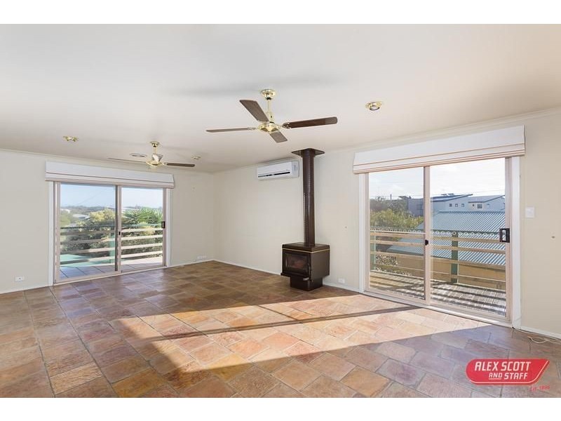 34 MARINE STREET, Cape Paterson VIC 3995