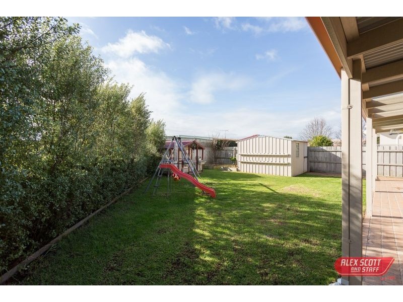 8 BEVERIDGE CLOSE, Wonthaggi VIC 3995