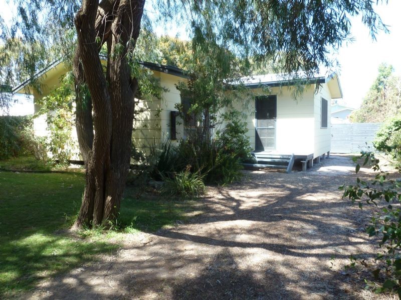 24 SEA BREEZE PARADE, Cape Paterson VIC 3995