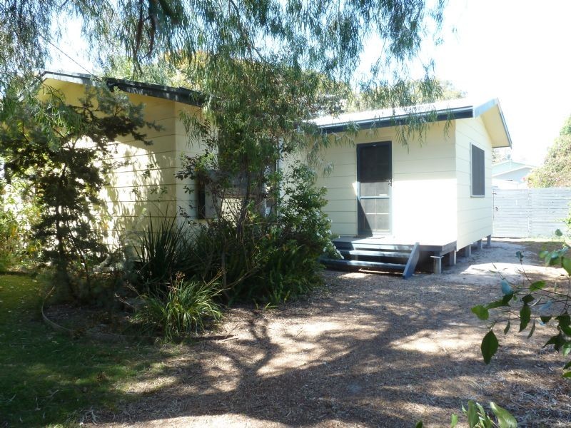 24 SEA BREEZE PARADE, Cape Paterson VIC 3995