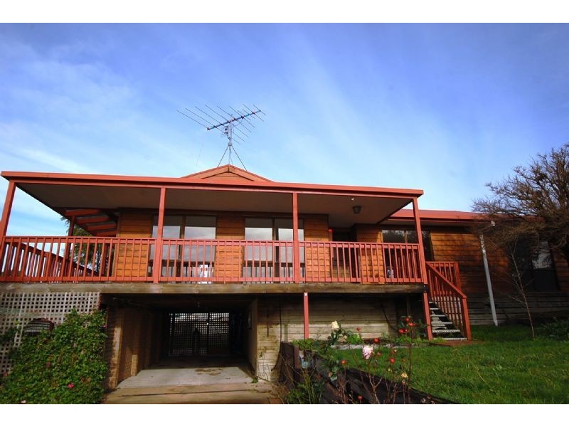 2 BRUDENHALL TERRACE, Wonthaggi VIC 3995