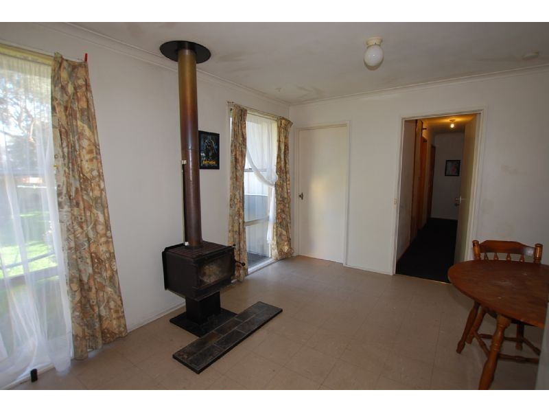 2 ELIZABETH STREET, Wonthaggi VIC 3995