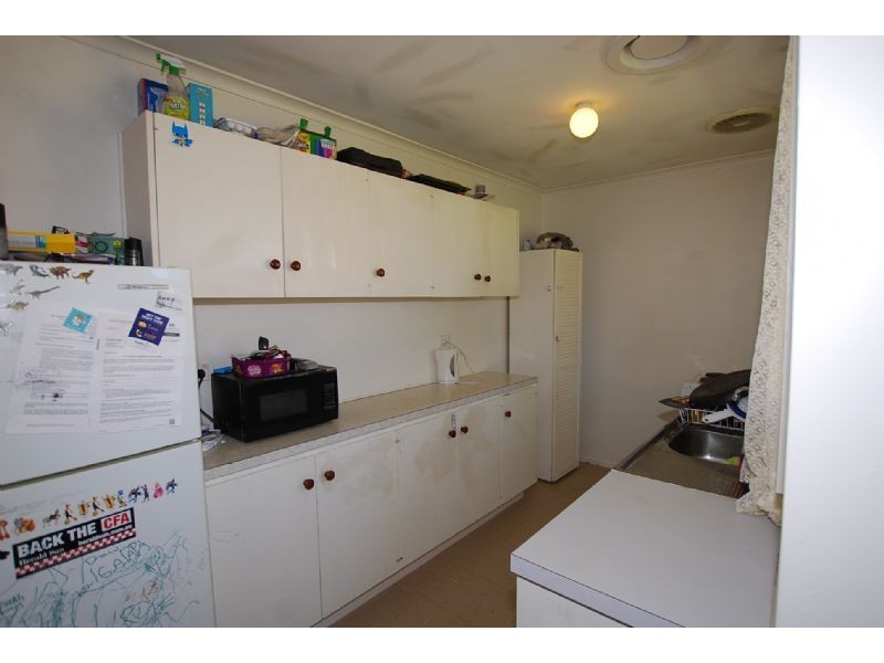 2 ELIZABETH STREET, Wonthaggi VIC 3995