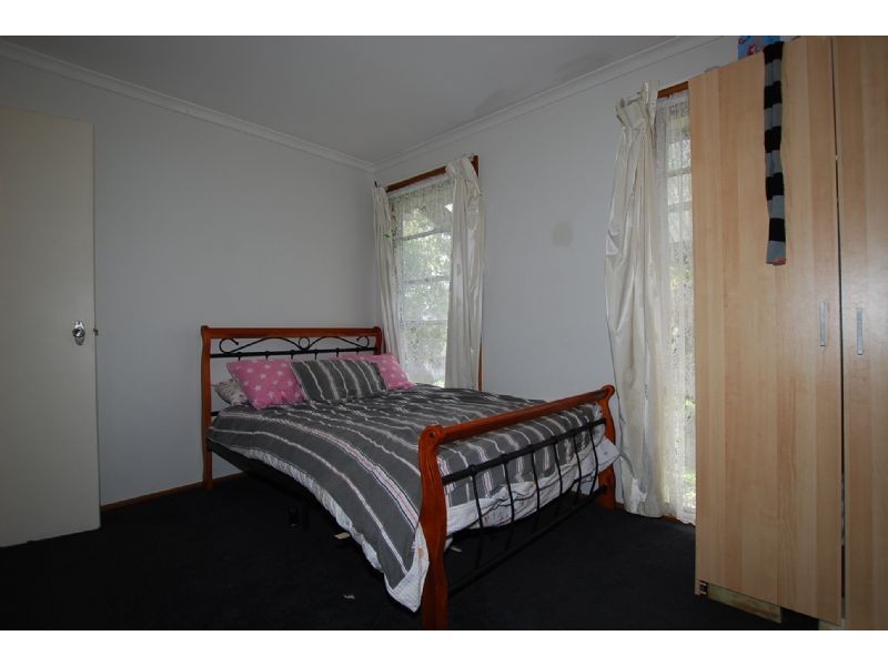 2 ELIZABETH STREET, Wonthaggi VIC 3995