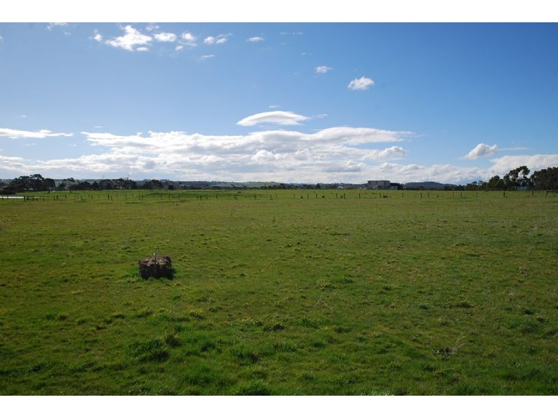 Lot 1/240 MCCRAWS ROAD, Wattle Bank VIC 3995