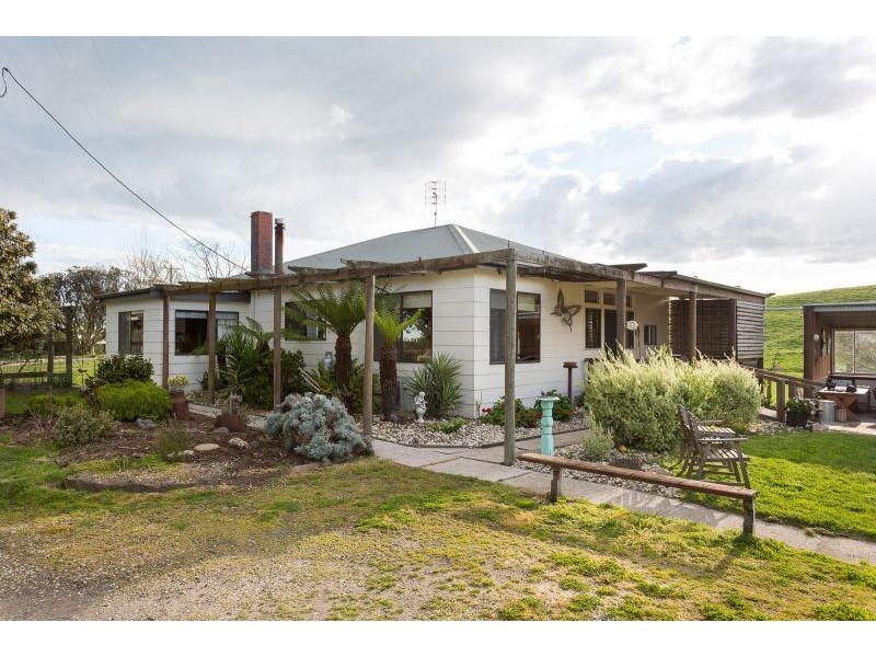 175 MILES ROAD, West Creek VIC 3992