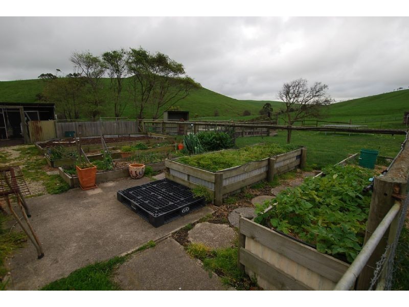 175 MILES ROAD, West Creek VIC 3992