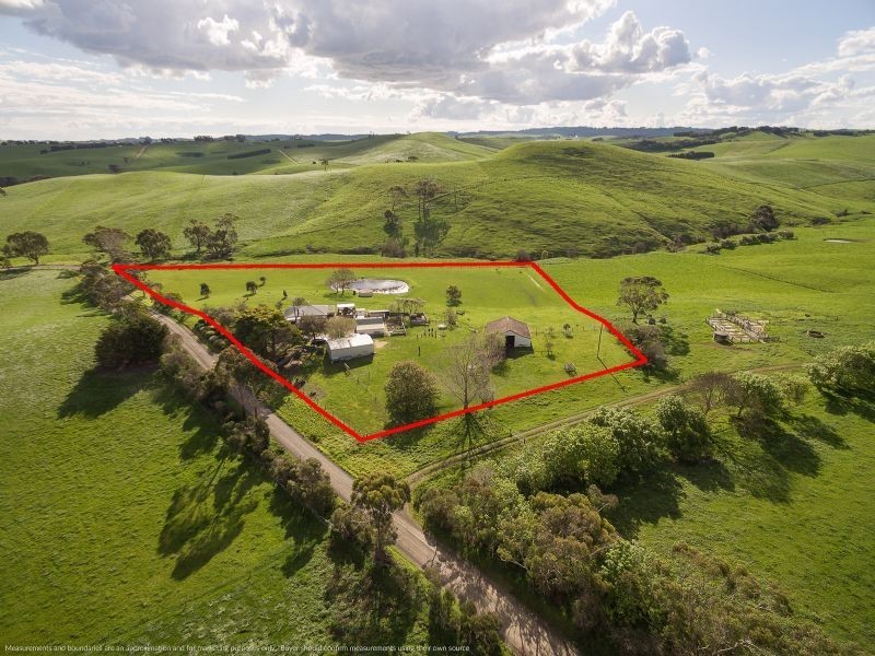 175 MILES ROAD, West Creek VIC 3992