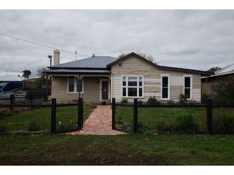 6 KINGSTON ROAD, Wonthaggi VIC 3995