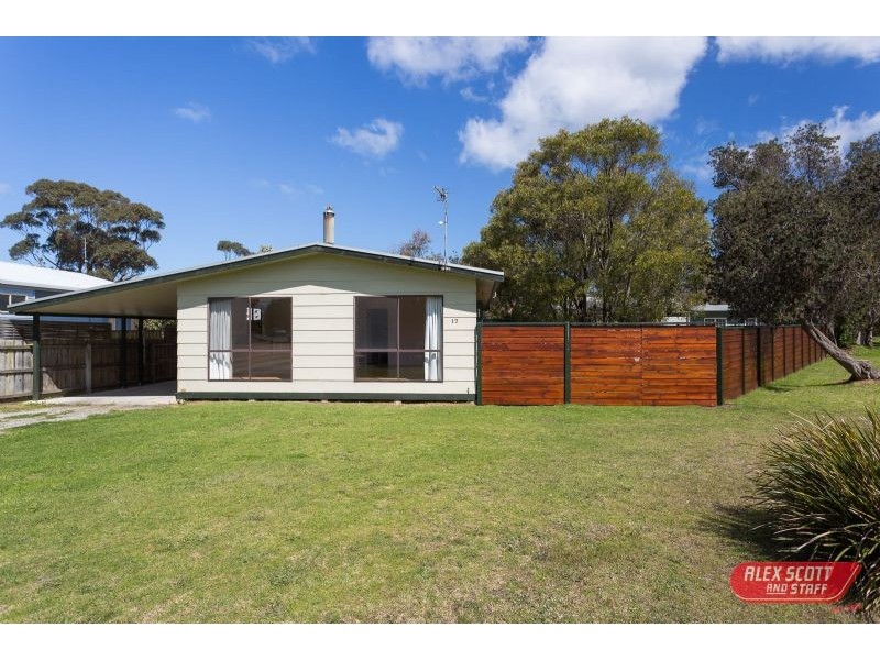 17 ANGLERS ROAD, Cape Paterson VIC 3995
