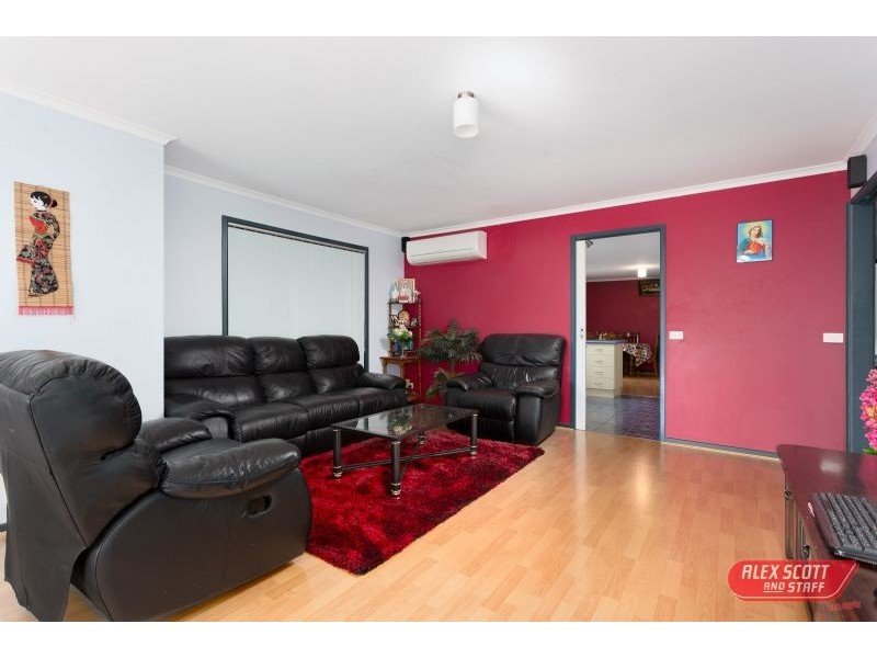 15 BRUDENHALL TERRACE, Wonthaggi VIC 3995