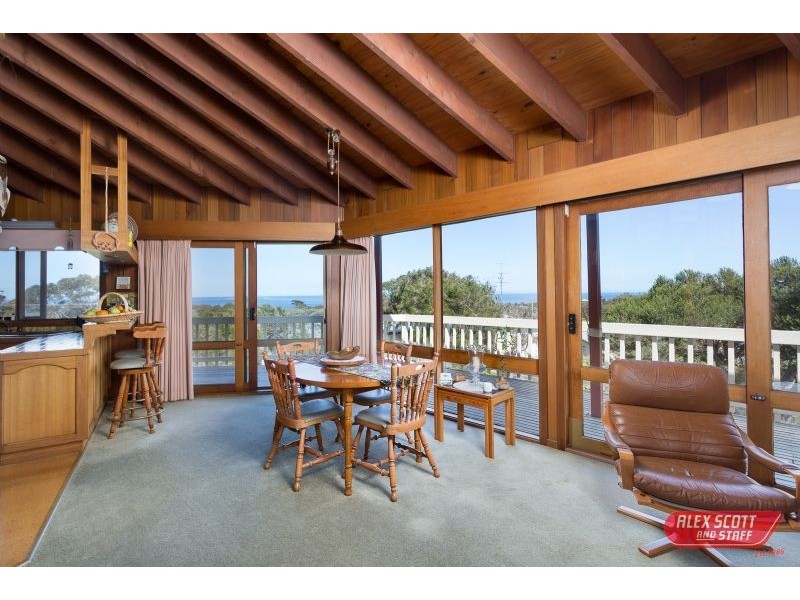 3 NARDOO STREET, Cape Paterson VIC 3995