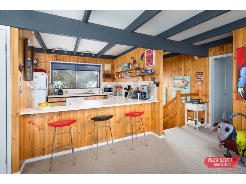 6 MARINE STREET, Cape Paterson VIC 3995