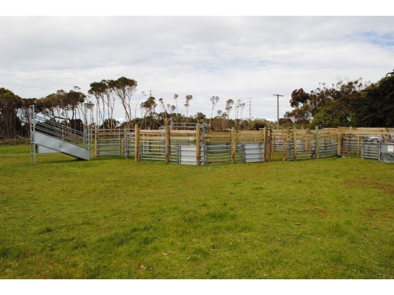 1672 INVERLOCH – VENUS BAY ROAD, Tarwin Lower VIC 3956