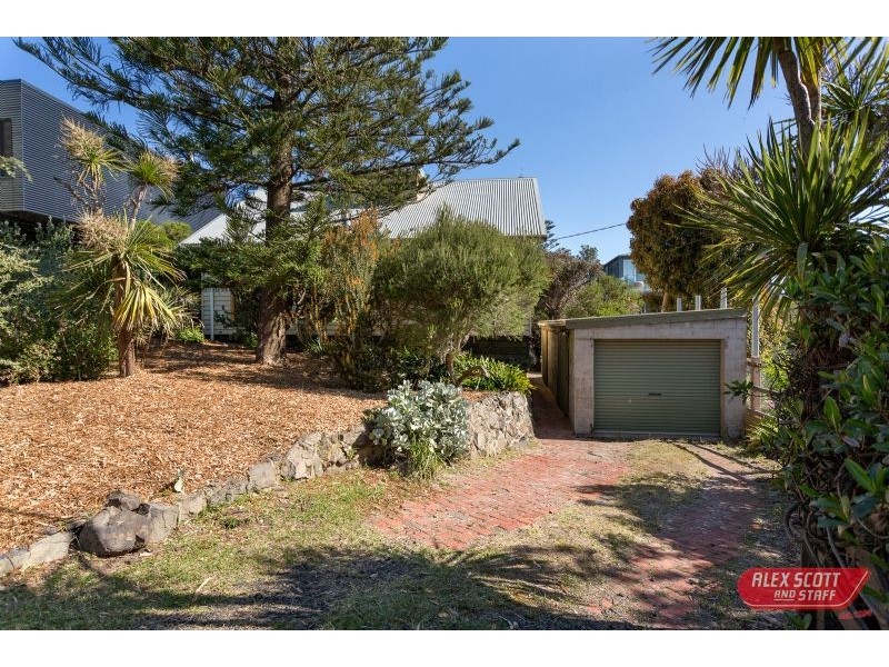 104 VIMINARIA RD, Harmers Haven VIC 3995