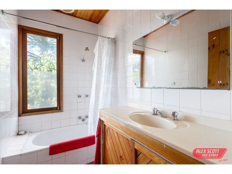 104 VIMINARIA RD, Harmers Haven VIC 3995